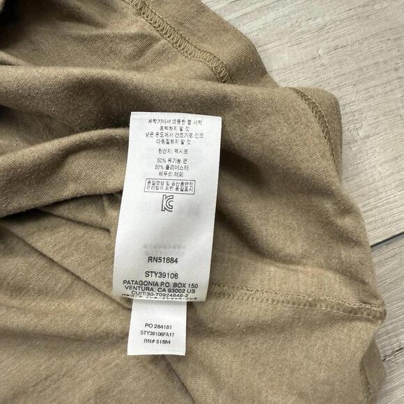 Patagonia Fitz Roy Bear T-Shirt Brown Sz Small Organic Cotton Logo Graphic Tee - Picture 4 of 8